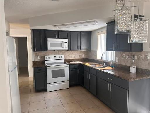 THE LAKES - Residential Lease