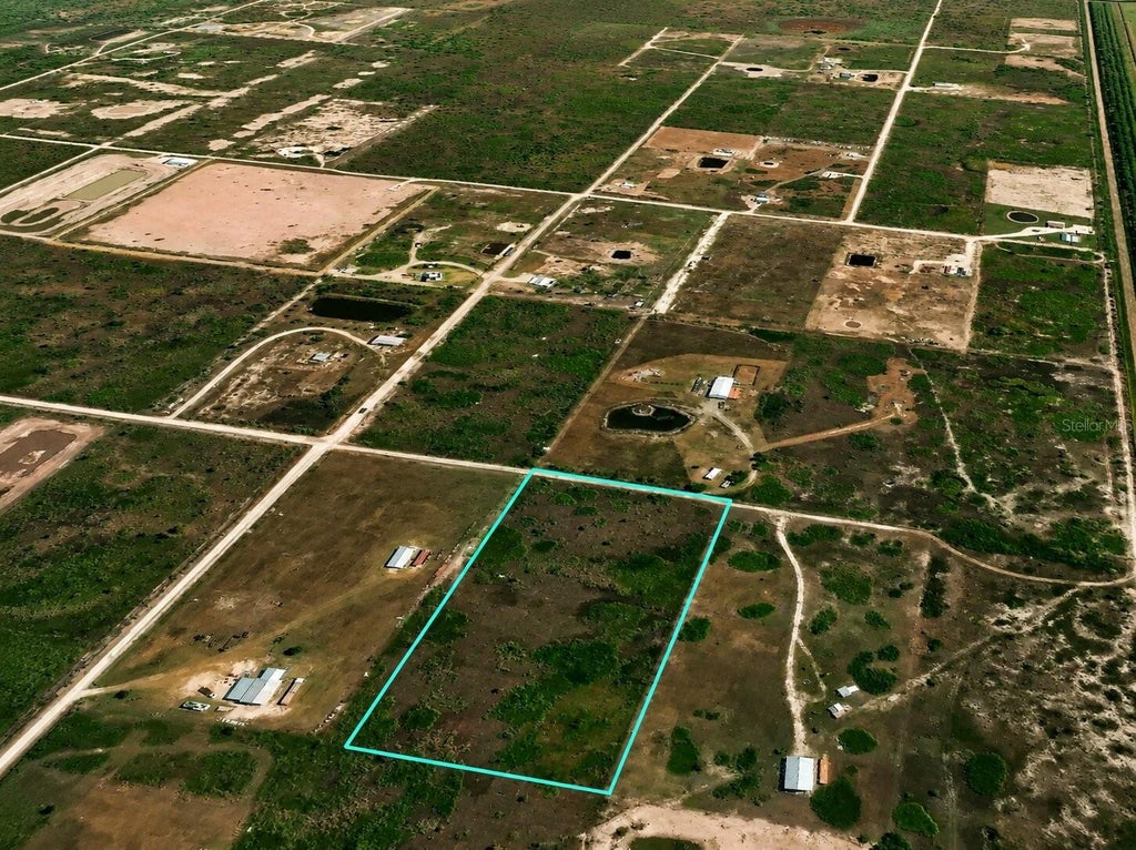 Photo of 48701 Bermont Road, Punta Gorda, FL 33982 (MLS # TB8540233)