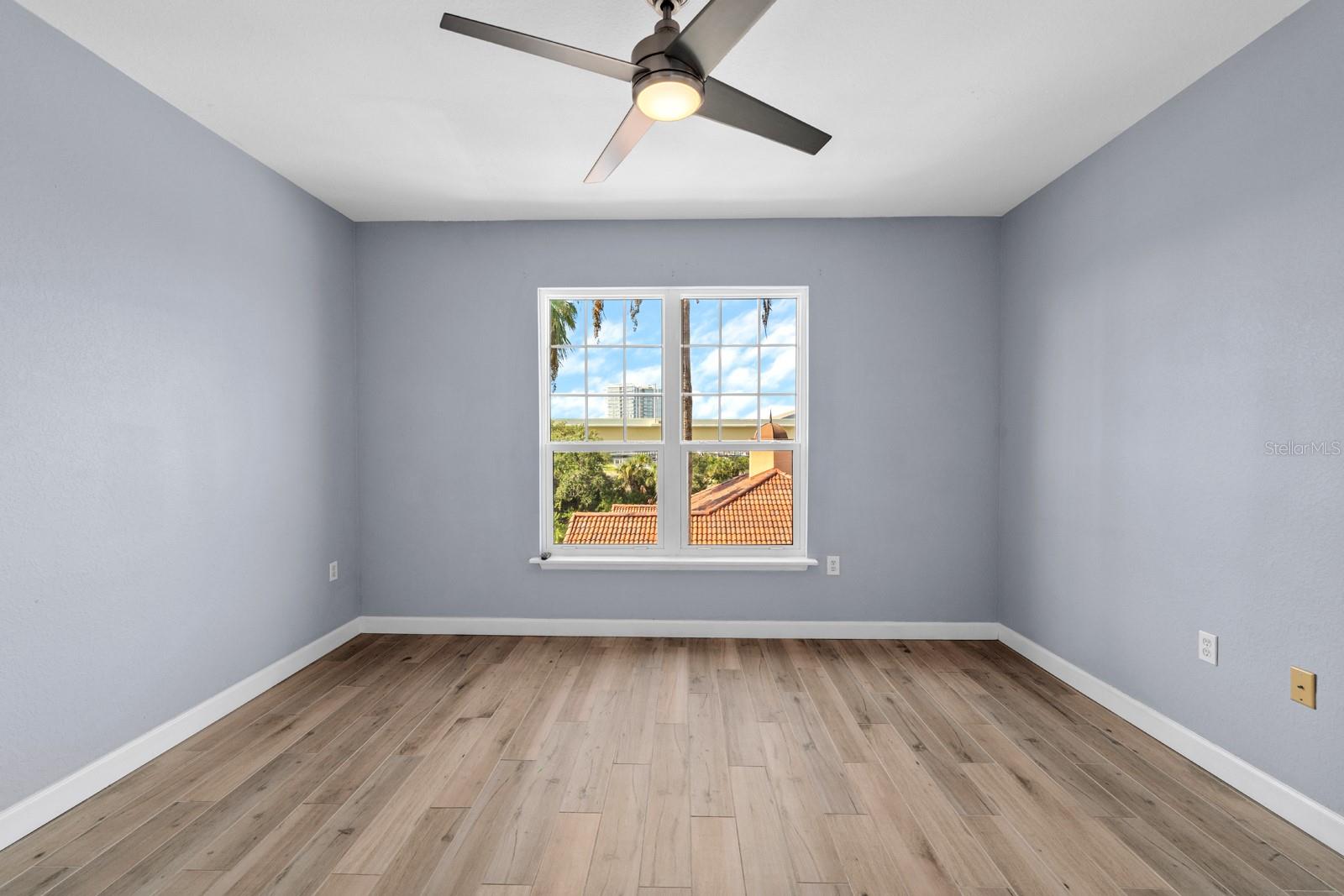 CULBREATH KEY BAYSIDE CONDOMIN - Residential