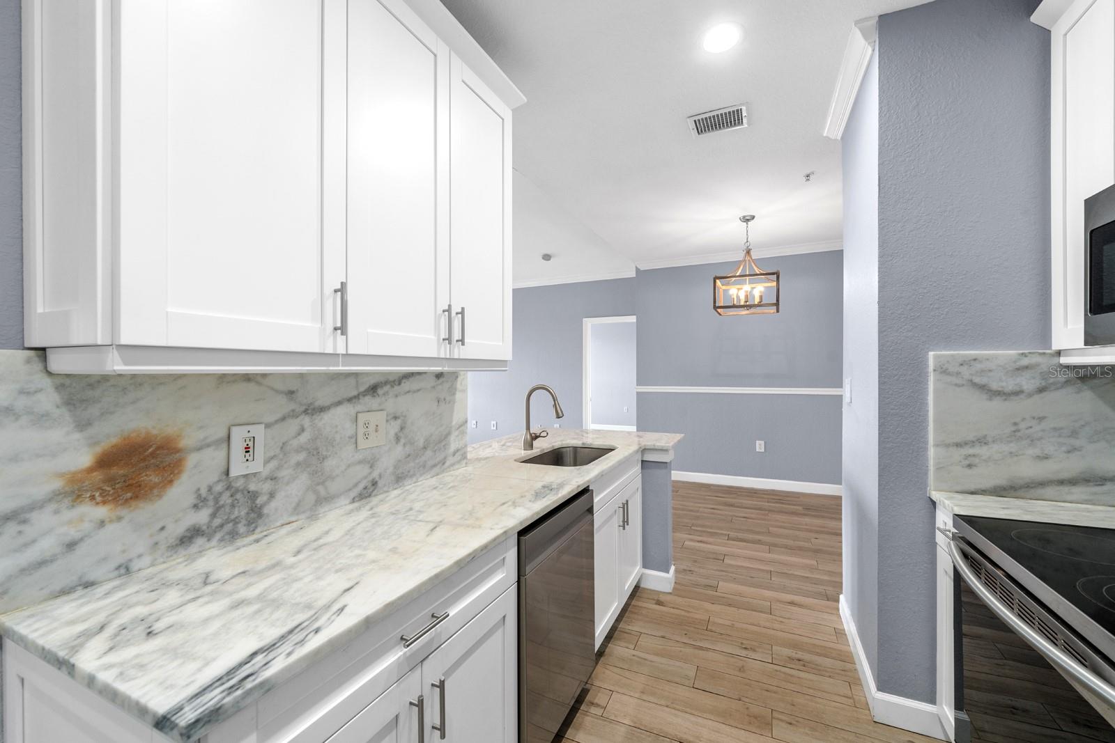 CULBREATH KEY BAYSIDE CONDOMIN - Residential