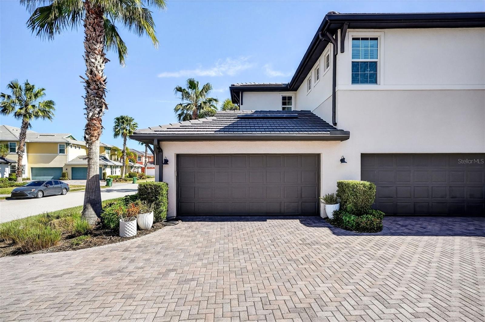 1251 RIVERSCAPE STREET