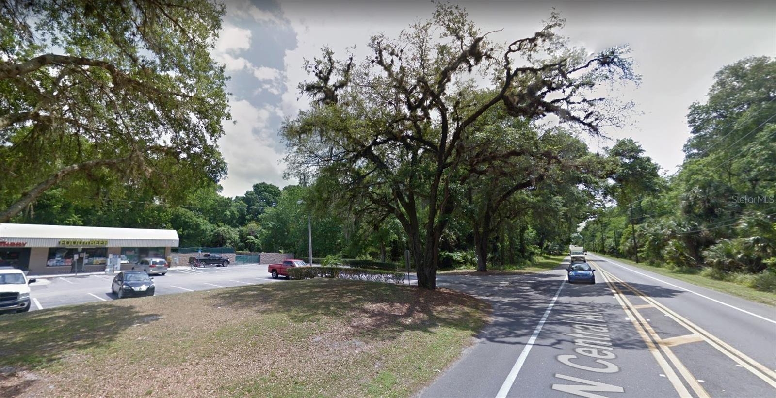 COMMERCIAL ZONING - Land