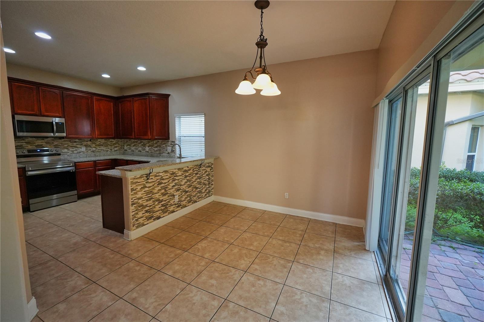 TOSCANA W - Residential Lease