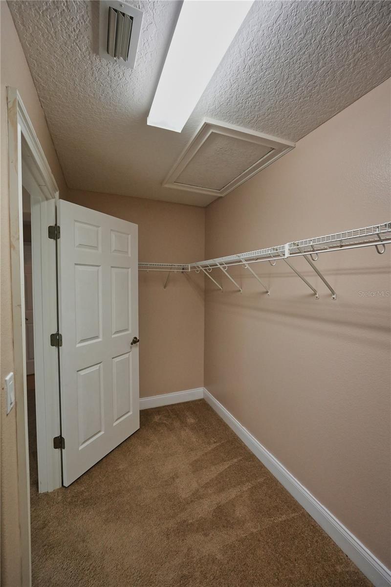 TOSCANA W - Residential Lease