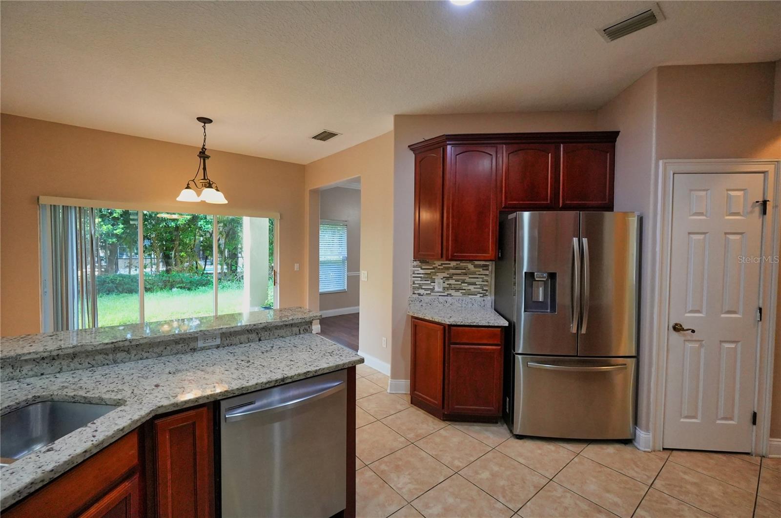 TOSCANA W - Residential Lease