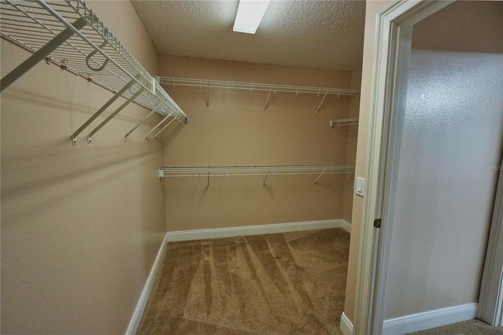 TOSCANA W - Residential Lease