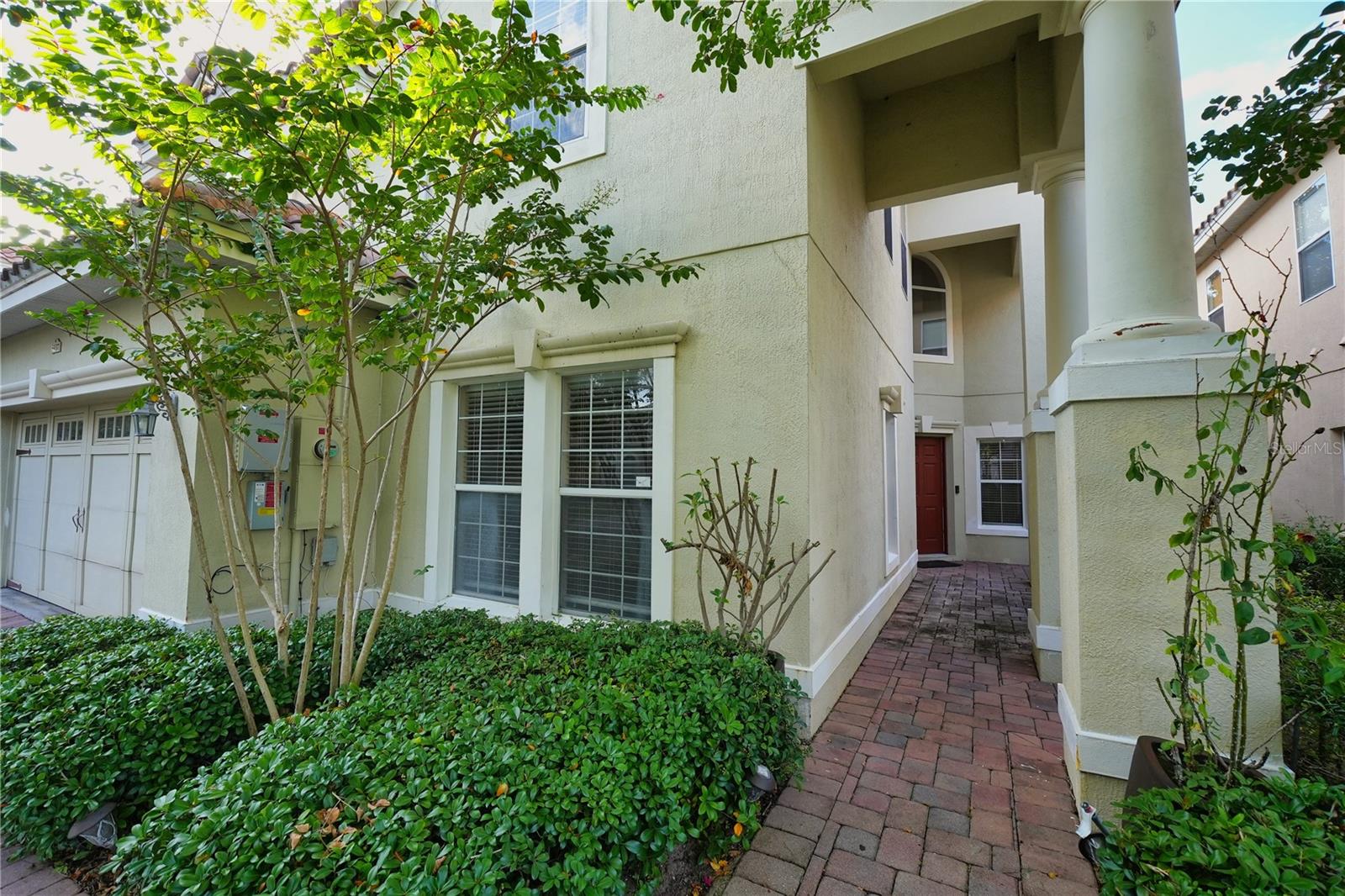 TOSCANA W - Residential Lease