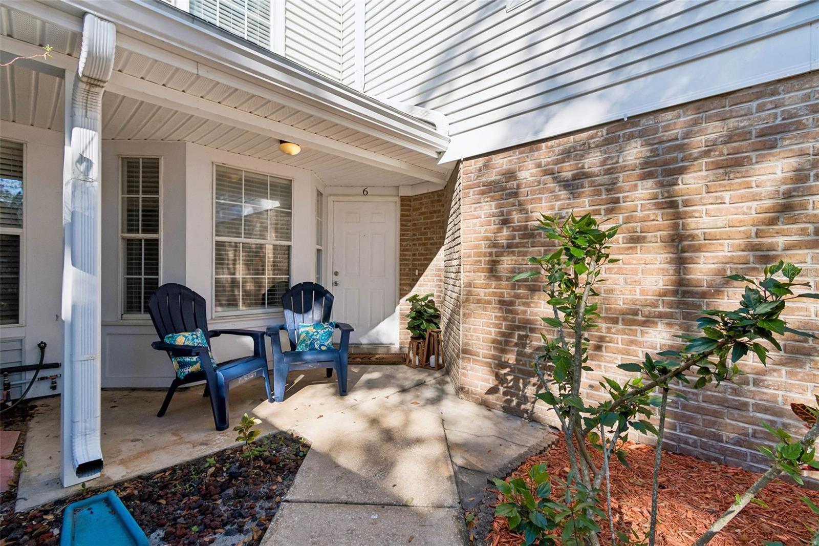 2210 COACH HOUSE BOULEVARD 6