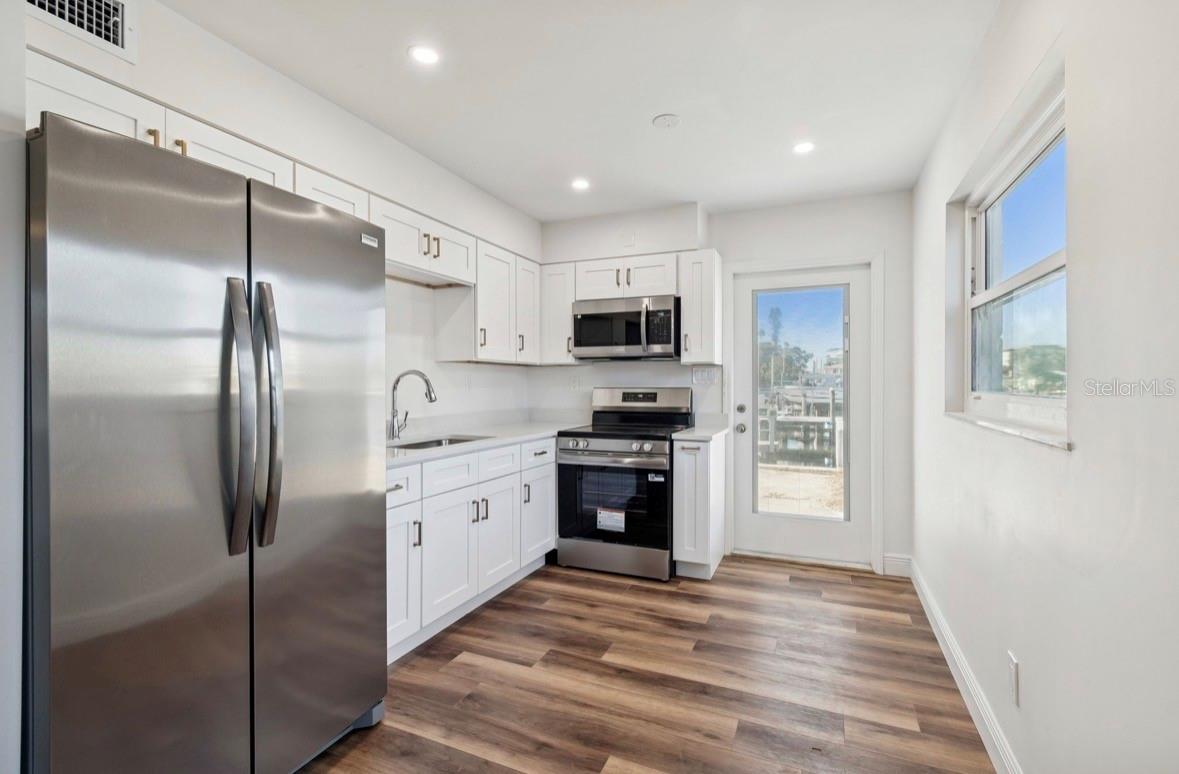 NORTH MADEIRA SHORES - Residential Income