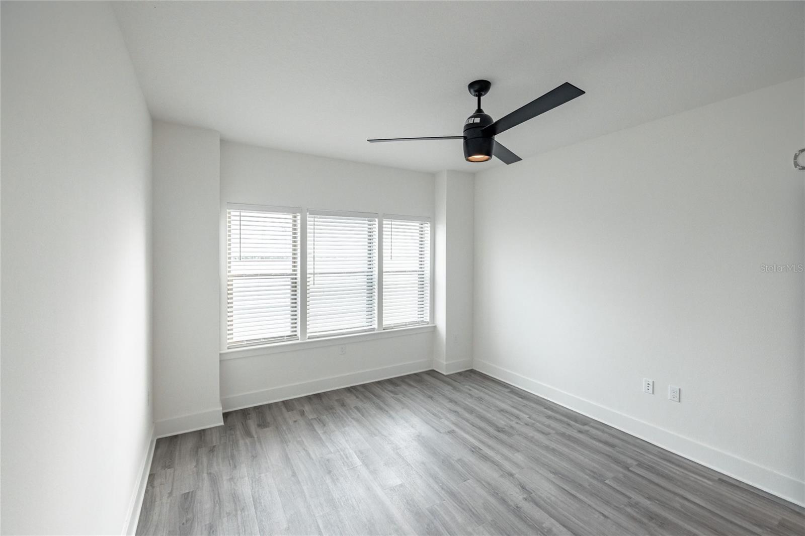 THE ROW WATERSIDE - Residential Lease