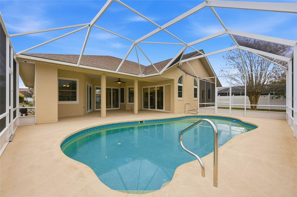 Photo of 10 Westgate Lane, Palm Coast, FL 32164 (MLS # FC314091)