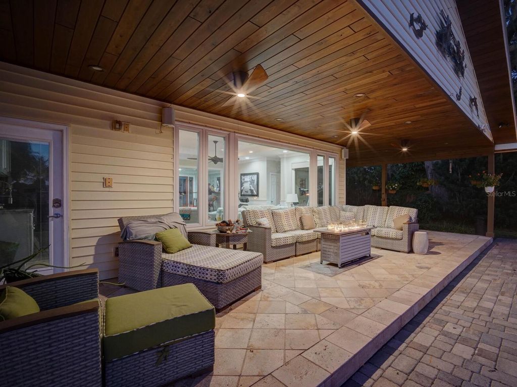 Photo of 1720 Richard Ervin Parkway, Tarpon Springs, FL 34688 (MLS # TB8438137)