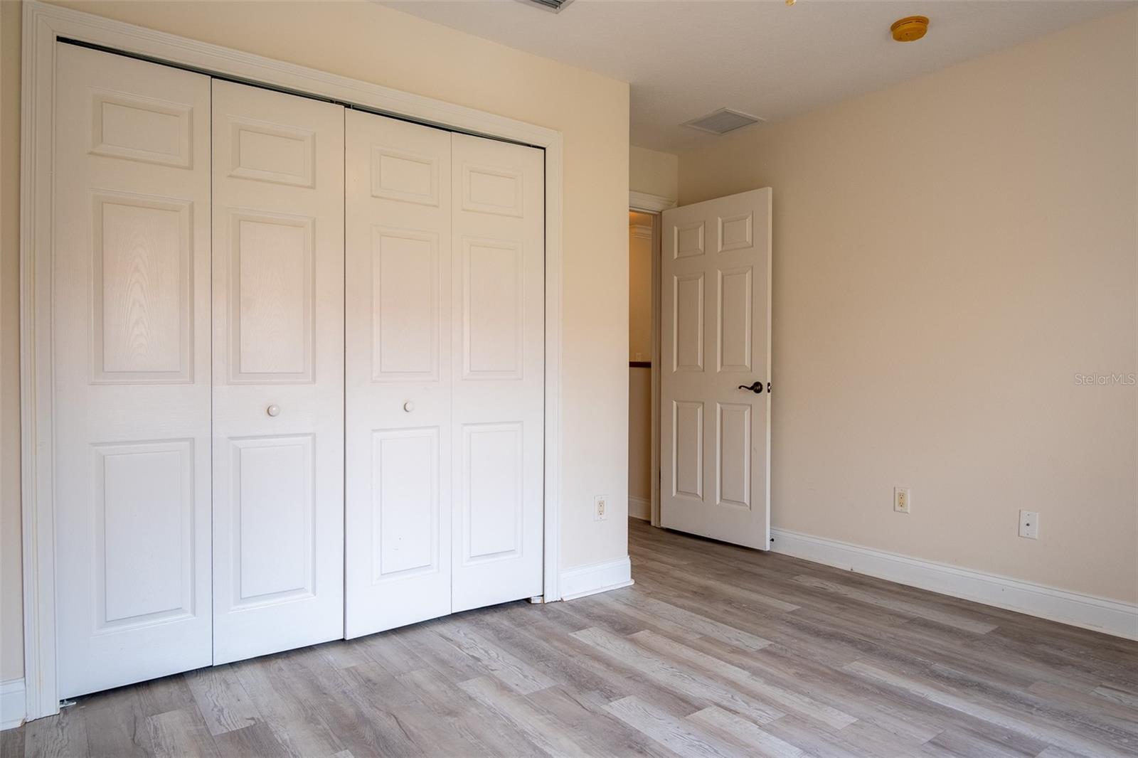 TOSCANA UNIT 1 55/77 LOT 83 - Residential