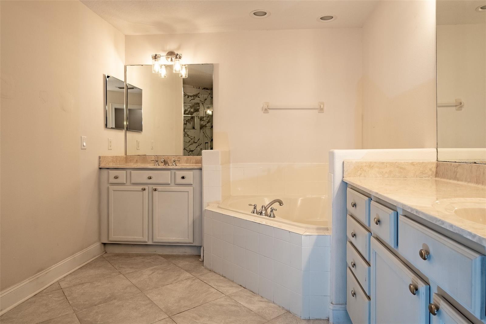 TOSCANA UNIT 1 55/77 LOT 83 - Residential