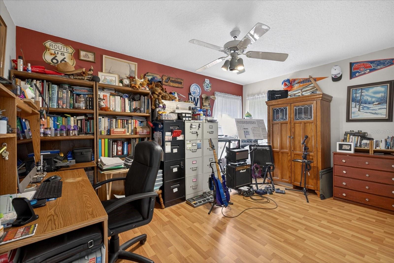 BERKLEY WOODS - Residential