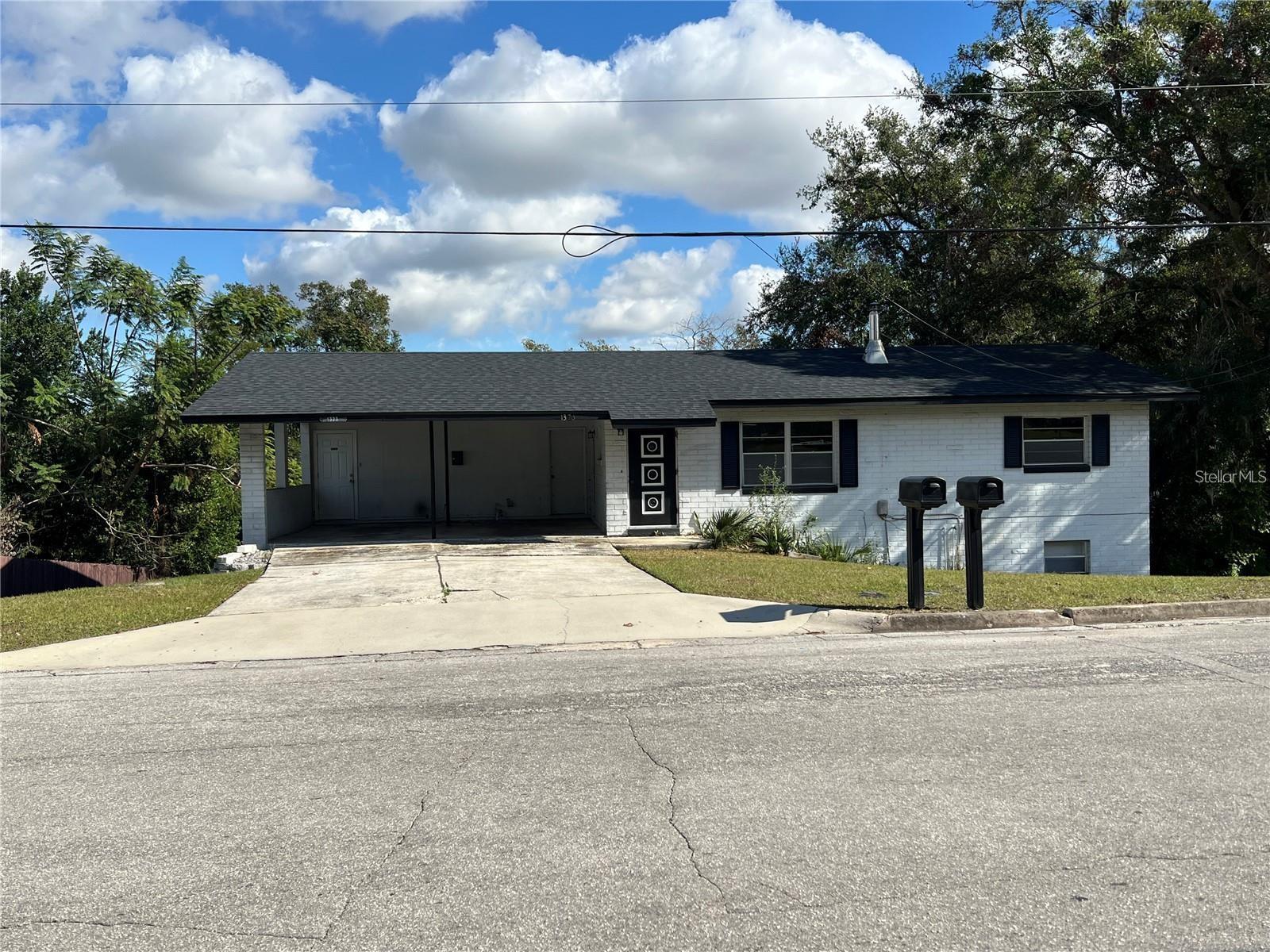 Location and view sets this as your home sweet home. Very close to Clermont Waterfront Park. Recently installed central air and heat. Large screened in balcony for outdoor relaxation or entertainment. Hard wood floors in main living and bedrooms. Easy access to shopping, restaurants and major highways.
