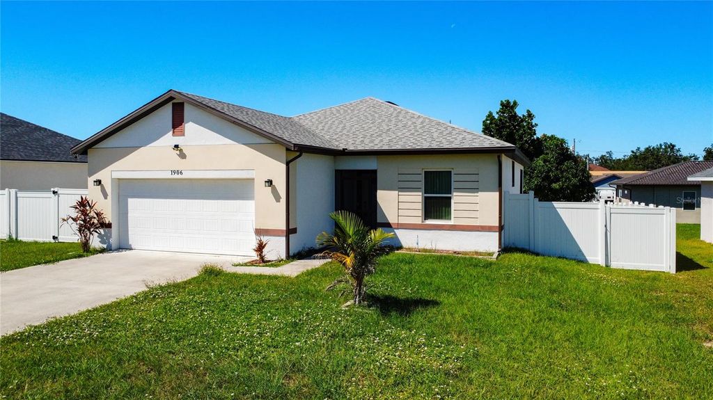 Photo of 1906 Manatee Drive, Kissimmee, FL 34759 (MLS # S5136550)