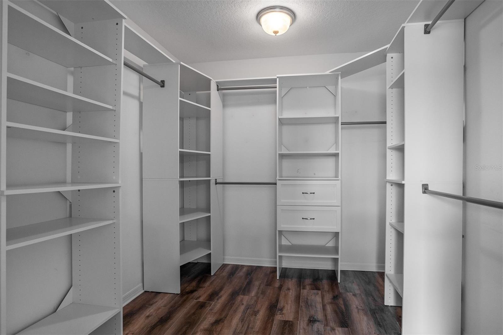 ESTUARY - Residential