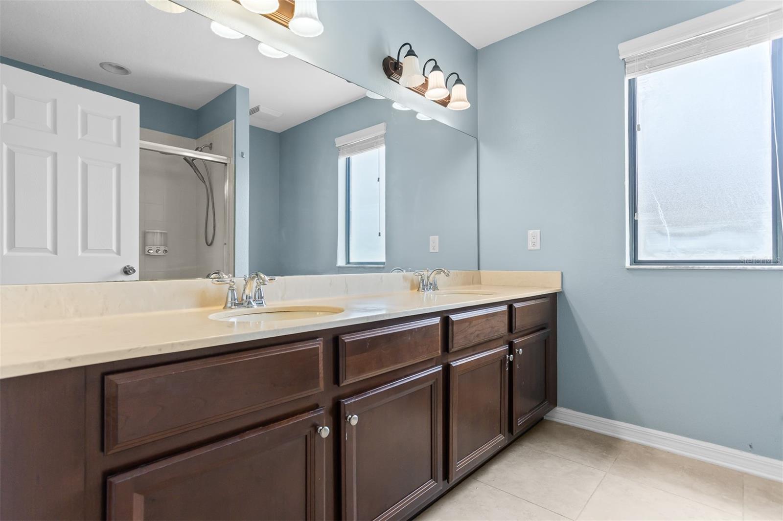 ESTUARY - Residential