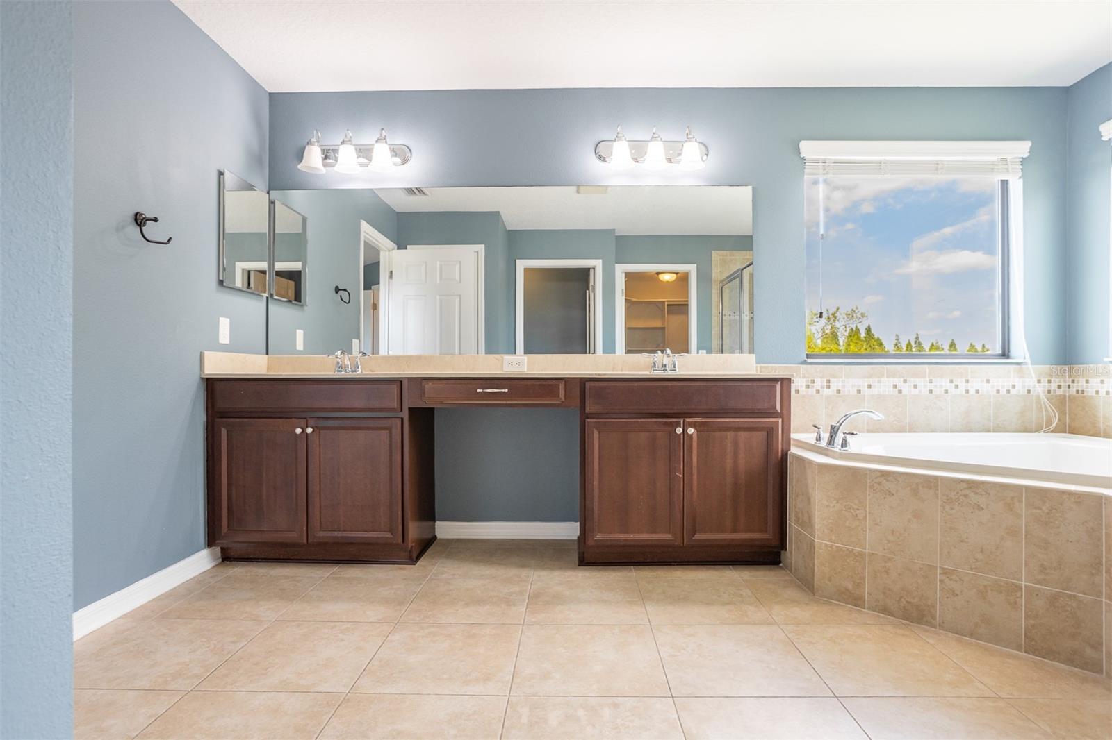 ESTUARY - Residential