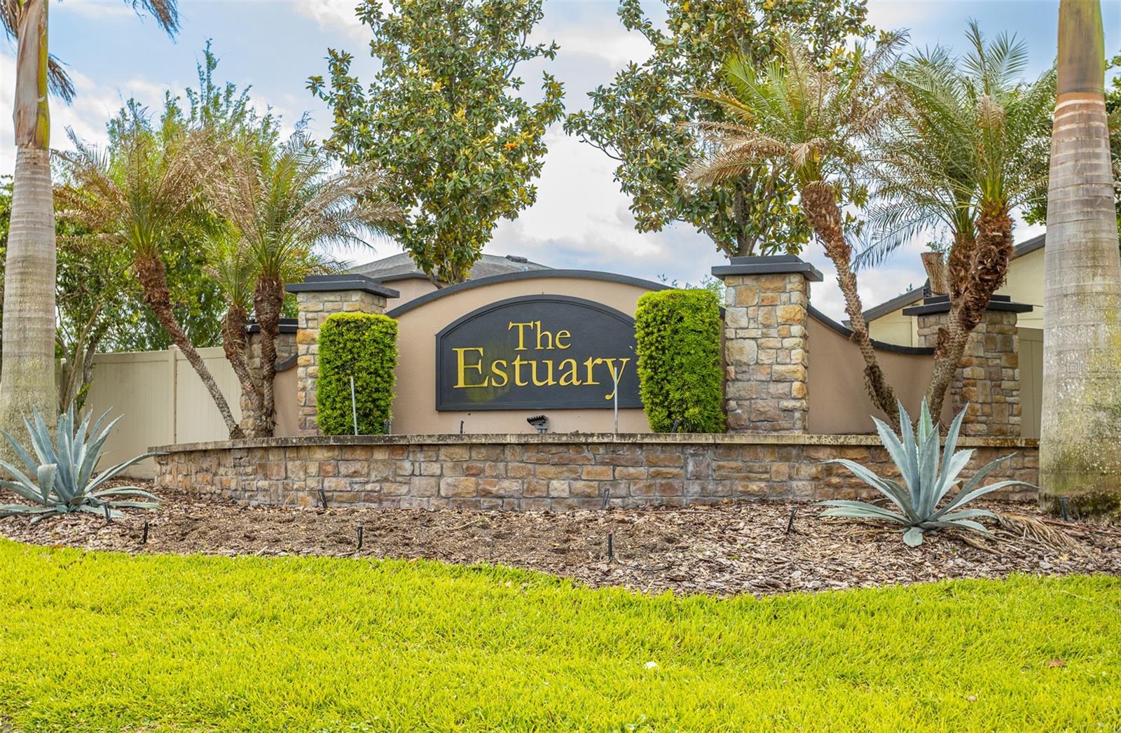 ESTUARY - Residential