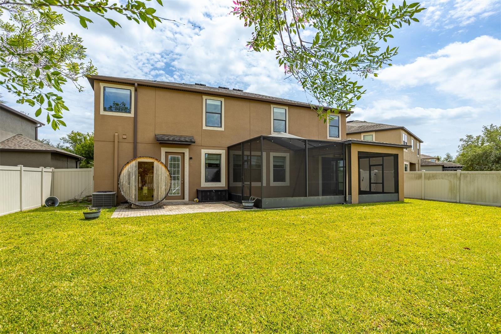 ESTUARY - Residential