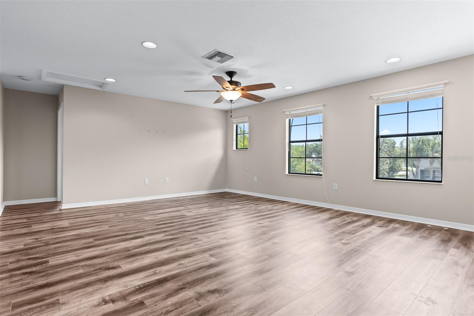 ESTUARY - Residential