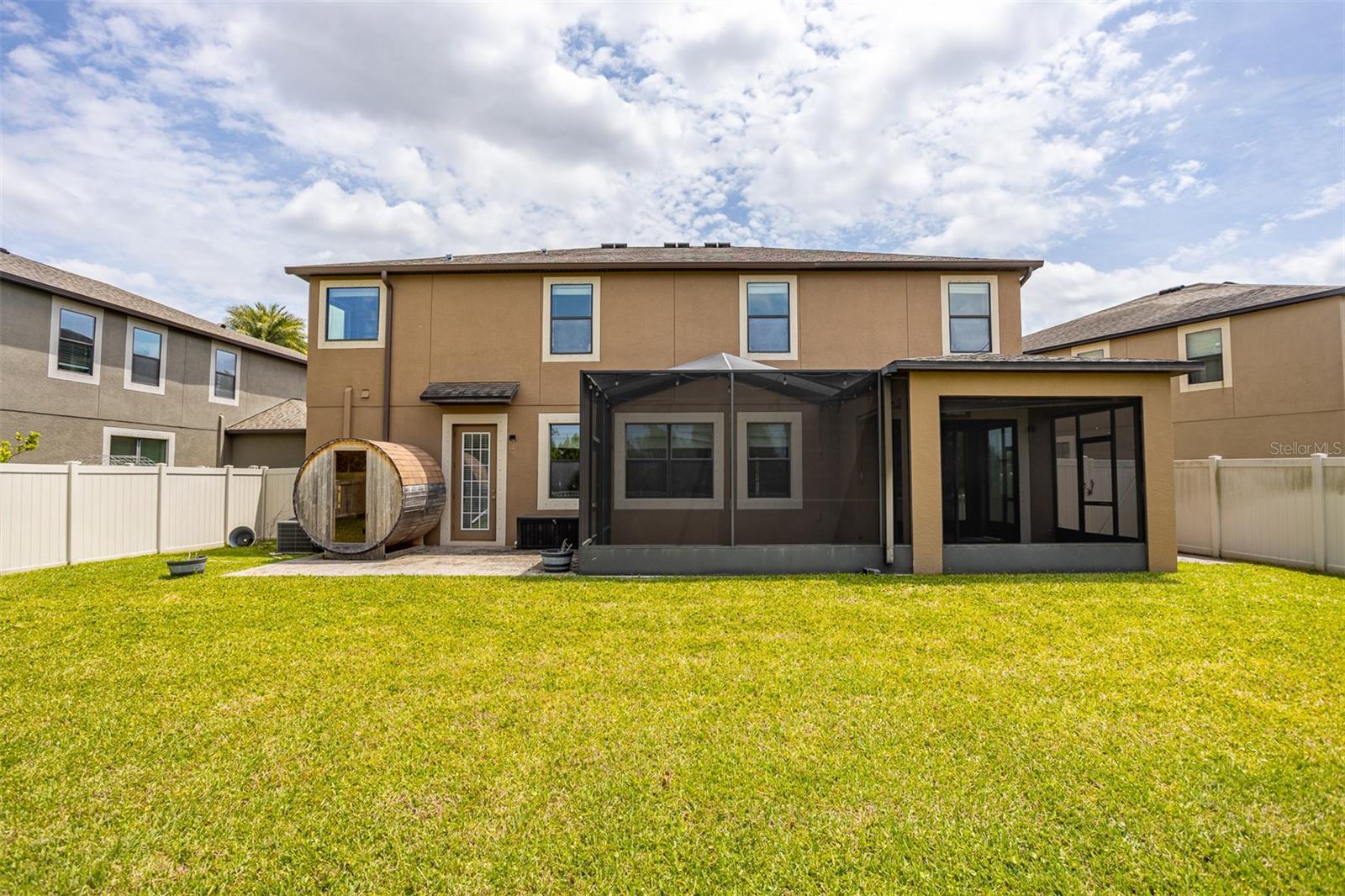 ESTUARY - Residential