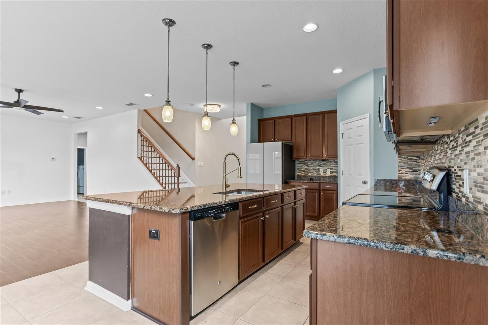 ESTUARY - Residential