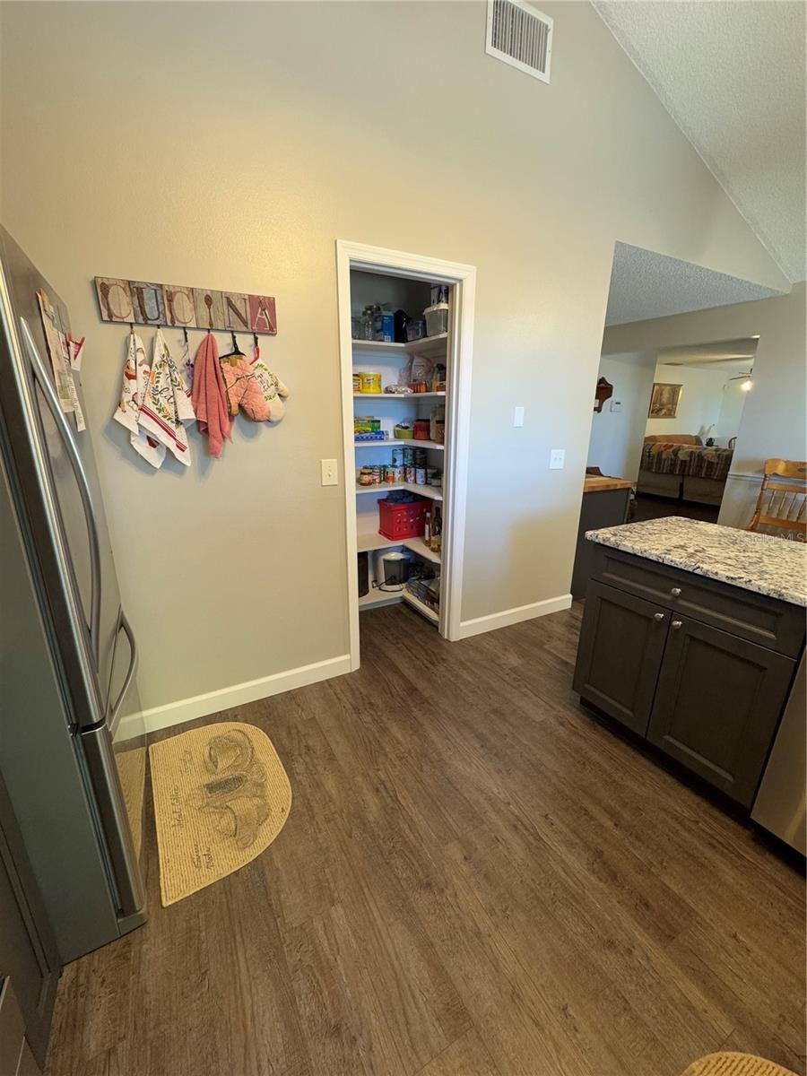 ACREAGE - Residential