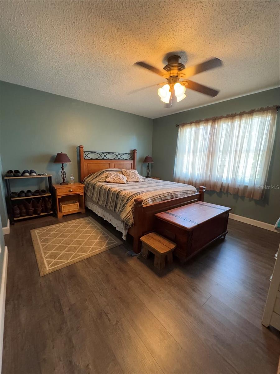 ACREAGE - Residential