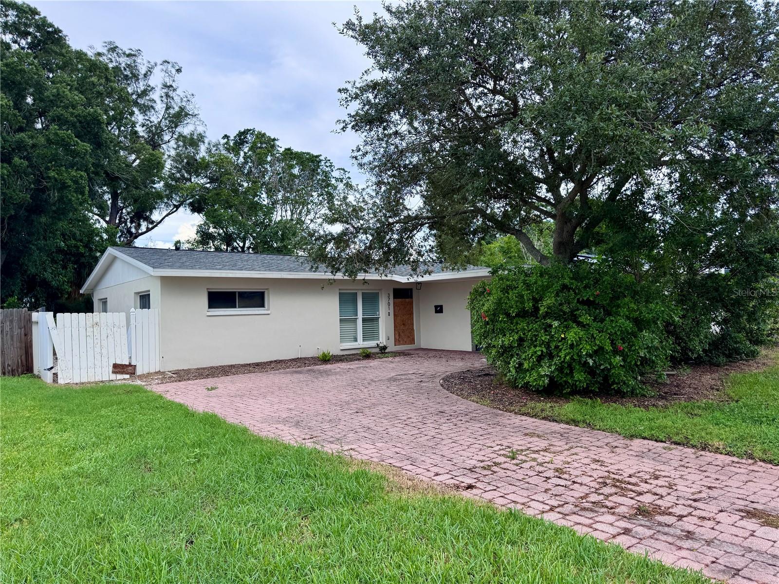 3701 SHORE ACRES BOULEVARD NE