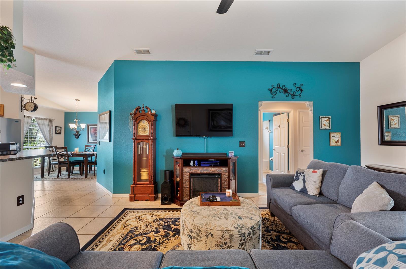 MANDOLIN 02 - Residential