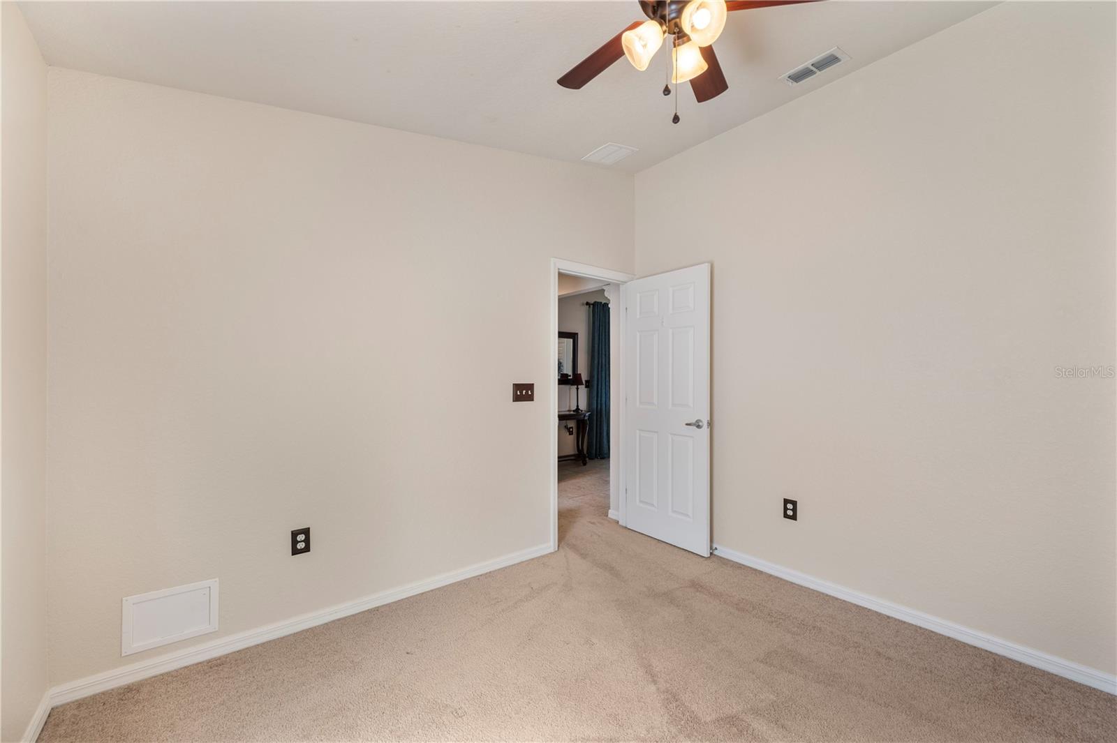 MANDOLIN 02 - Residential