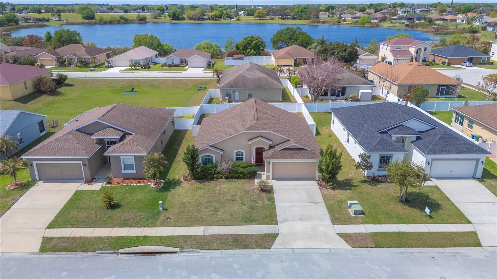 MANDOLIN 02 - Residential