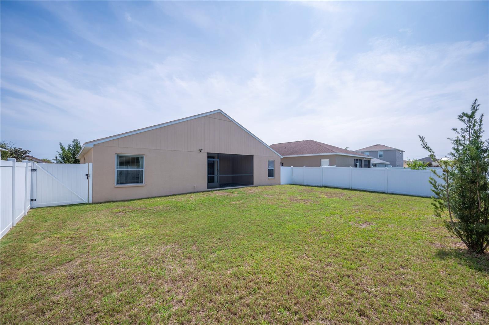 MANDOLIN 02 - Residential