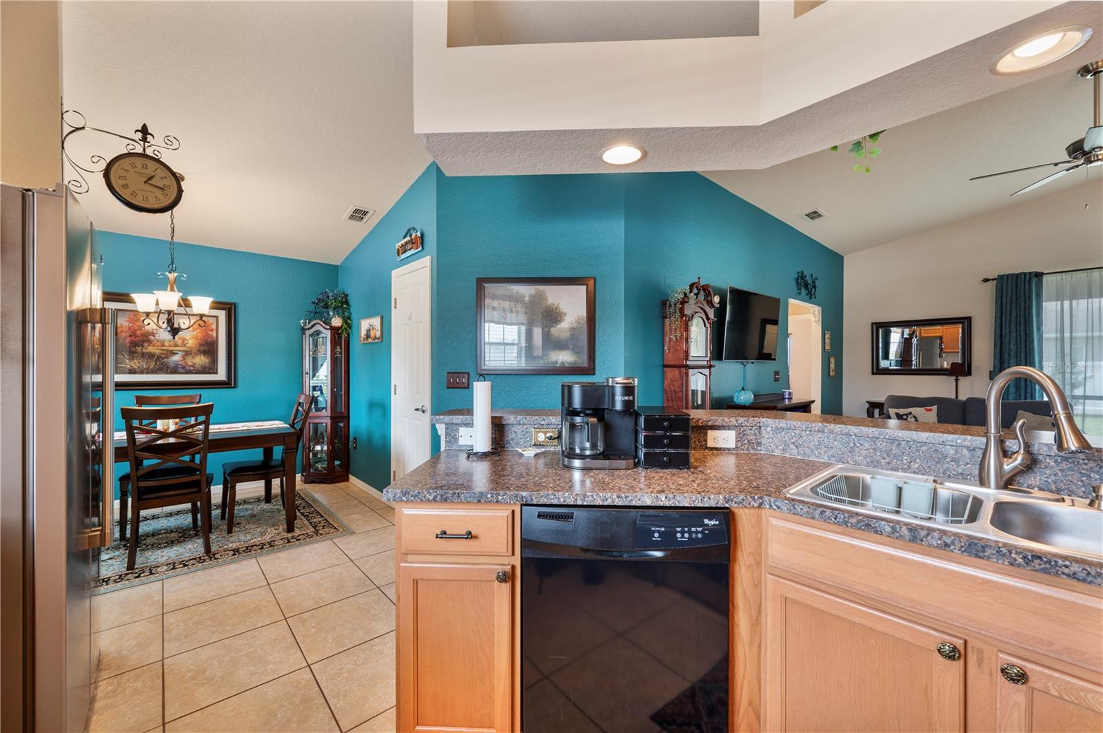 MANDOLIN 02 - Residential