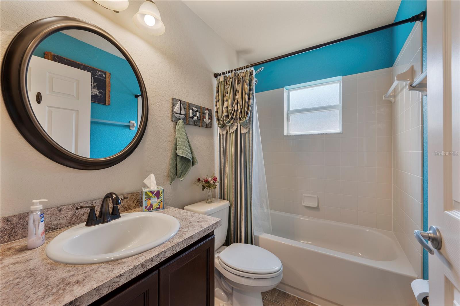 MANDOLIN 02 - Residential