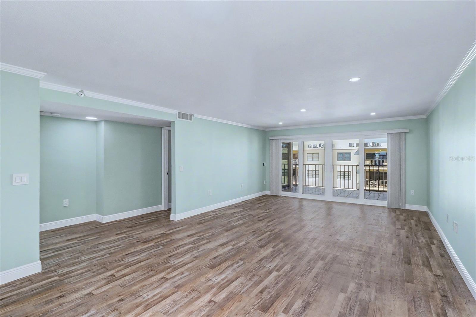 GOLDEN SHORES CONDO - Residential