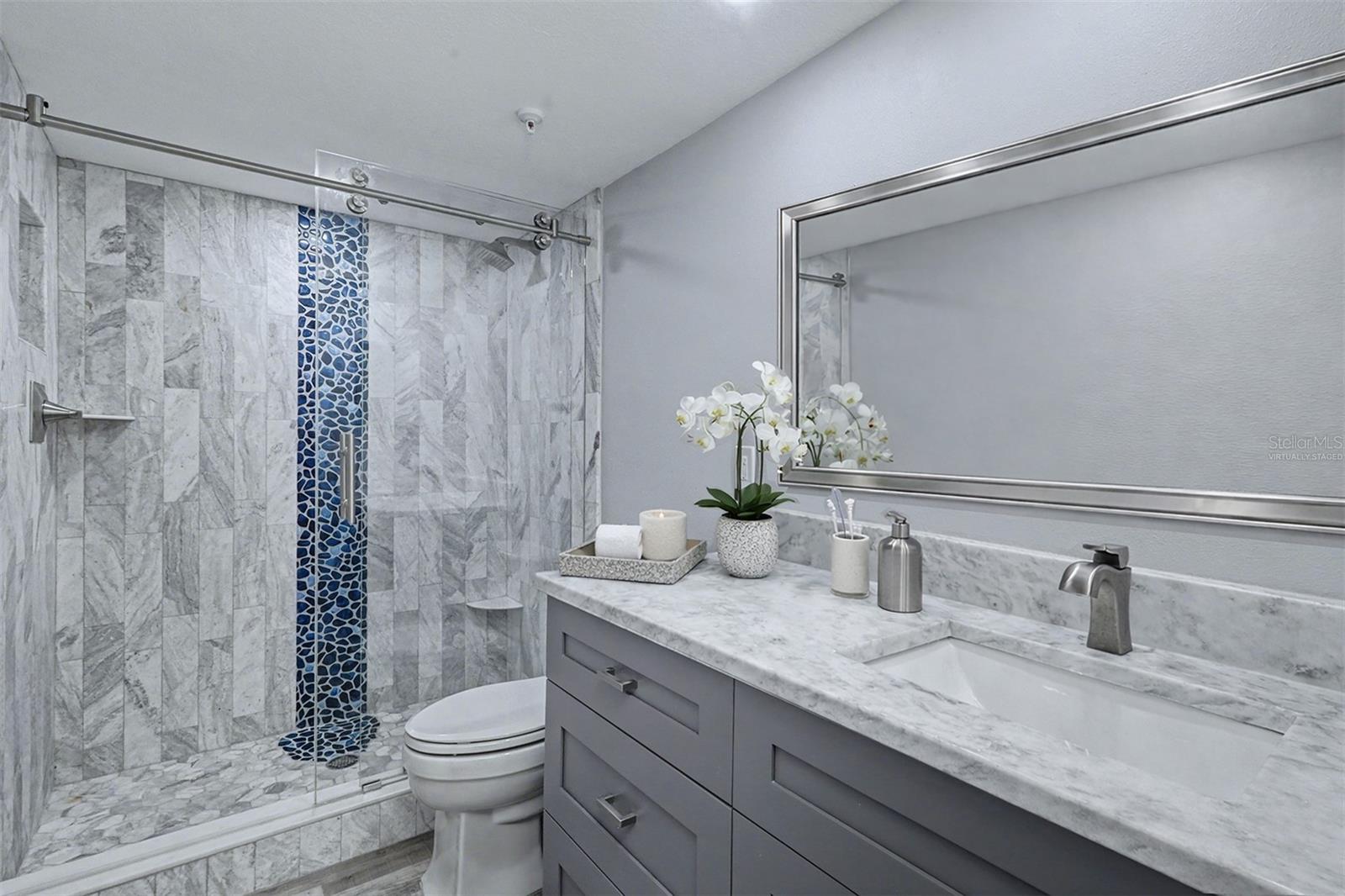 GOLDEN SHORES CONDO - Residential