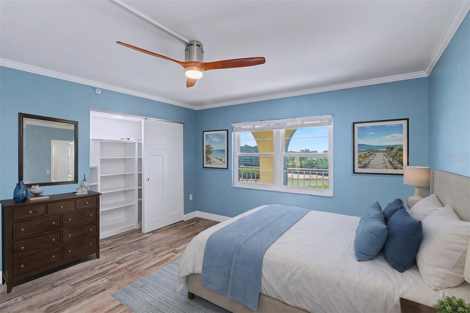 GOLDEN SHORES CONDO - Residential