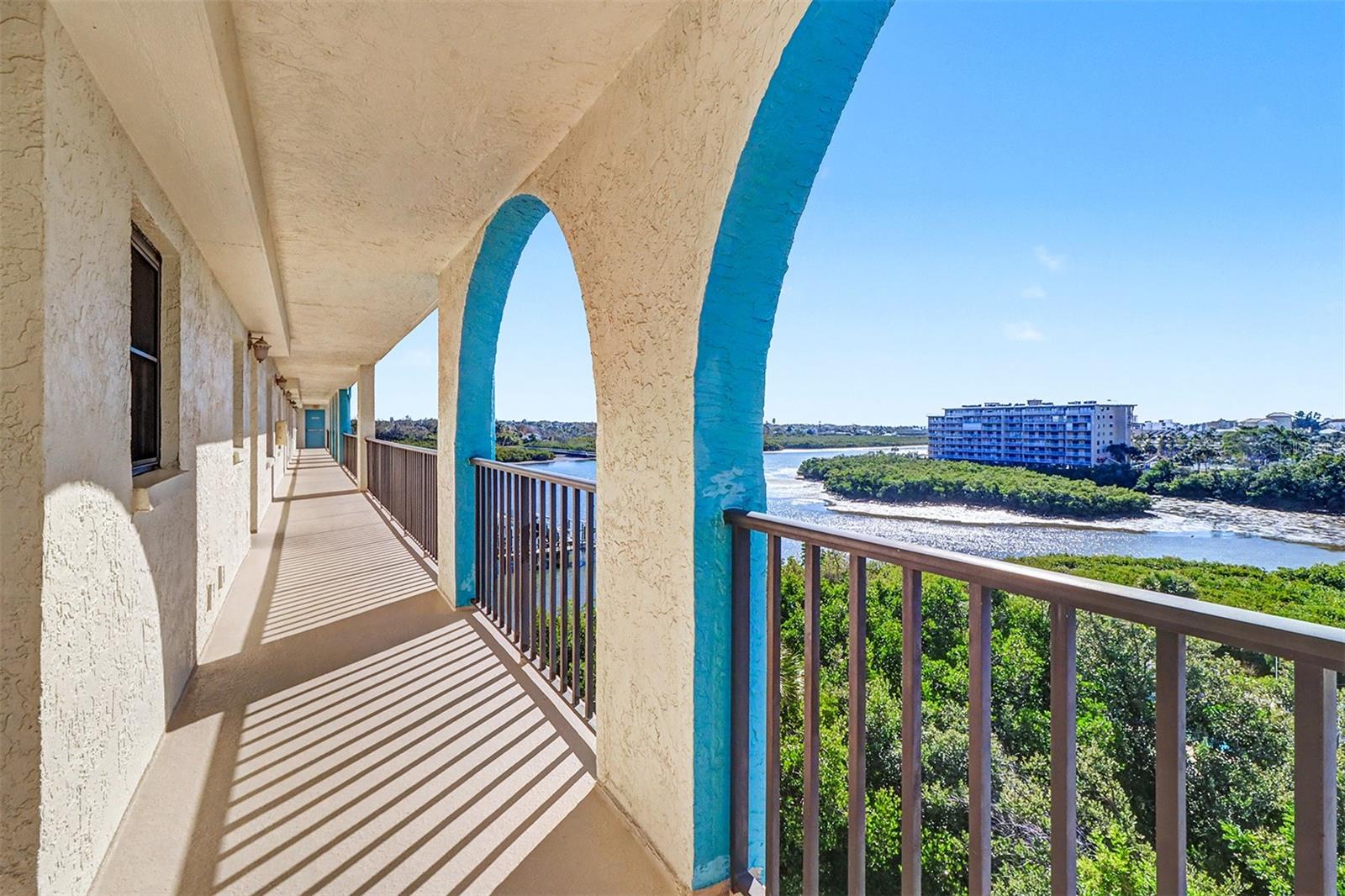 GOLDEN SHORES CONDO - Residential