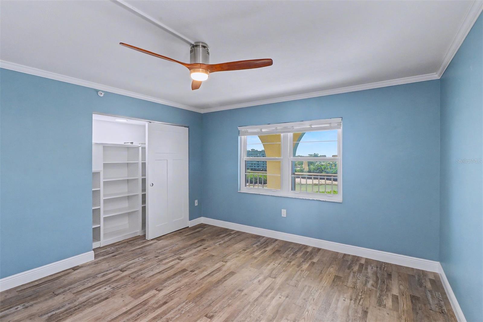 GOLDEN SHORES CONDO - Residential