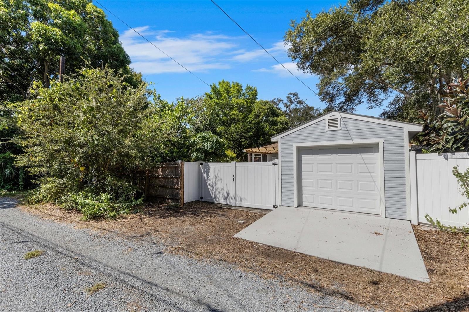 TORRES ADD SUB OF LT 5 - Residential