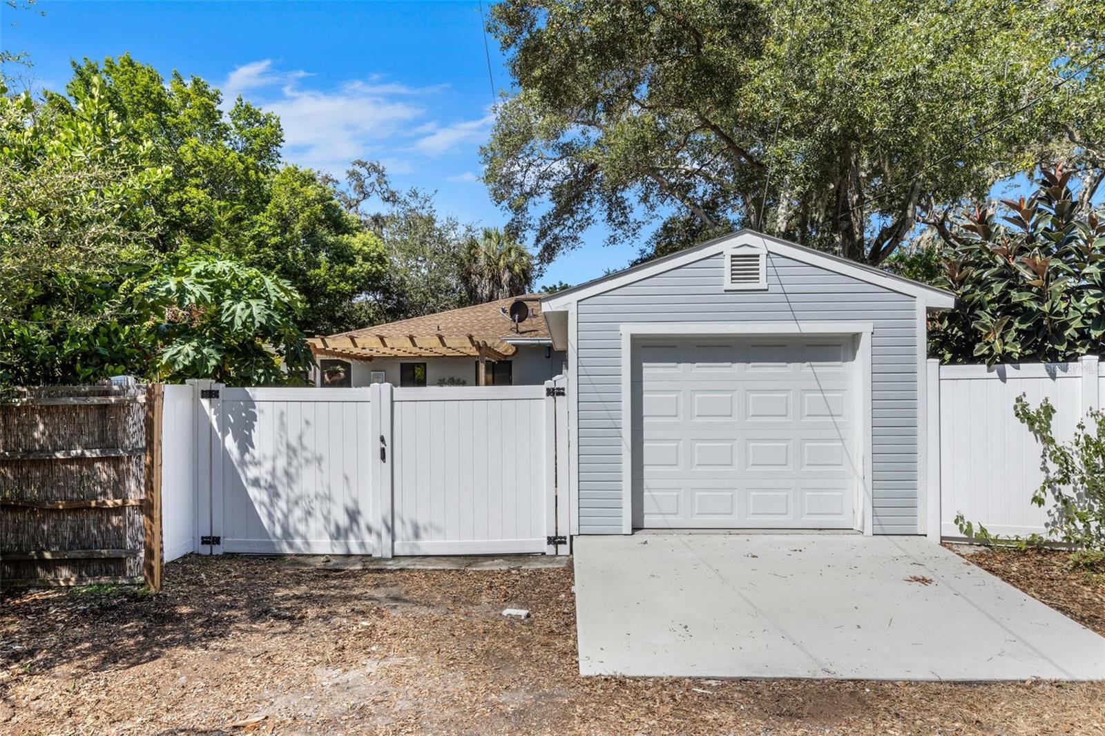 TORRES ADD SUB OF LT 5 - Residential