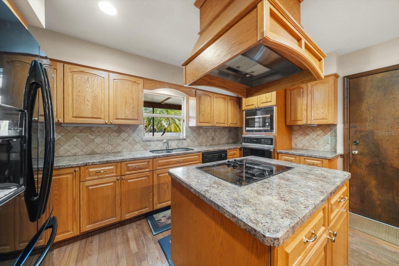 ALTA VISTA SUB - Residential