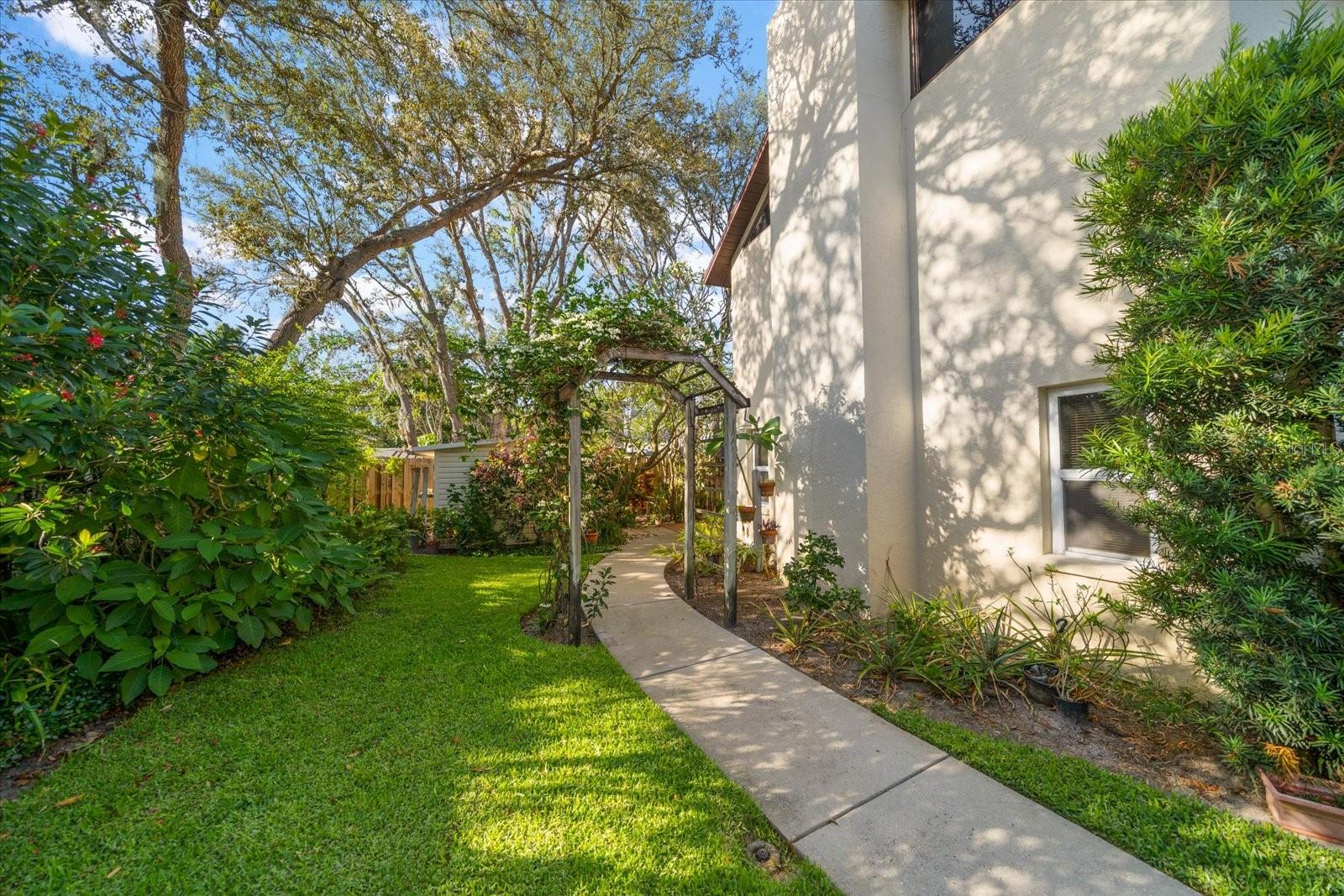 ALTA VISTA SUB - Residential