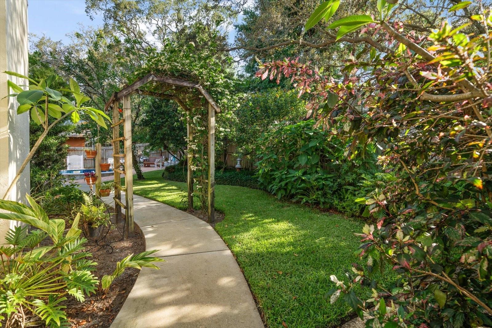 ALTA VISTA SUB - Residential