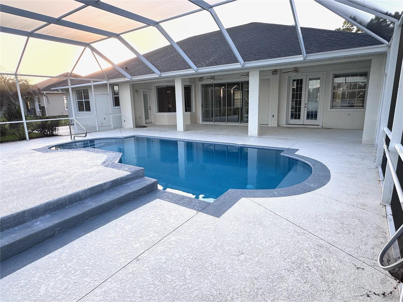LAKE DIAMOND GOLF & CC PH 03 - Residential Lease