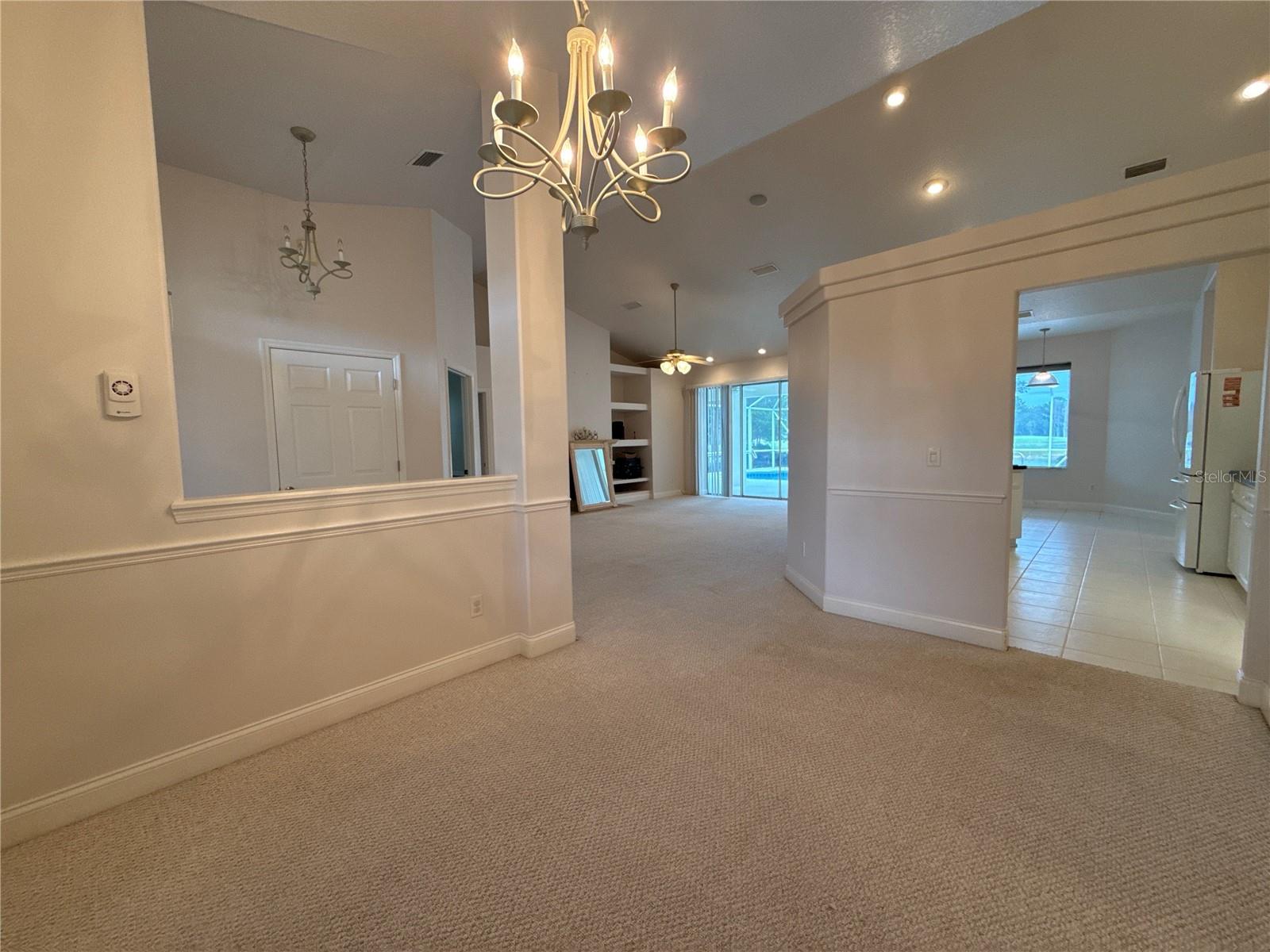 LAKE DIAMOND GOLF & CC PH 03 - Residential Lease